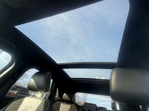 Used 2022 Ford Edge ST w/ Equipment Group 401A image 35