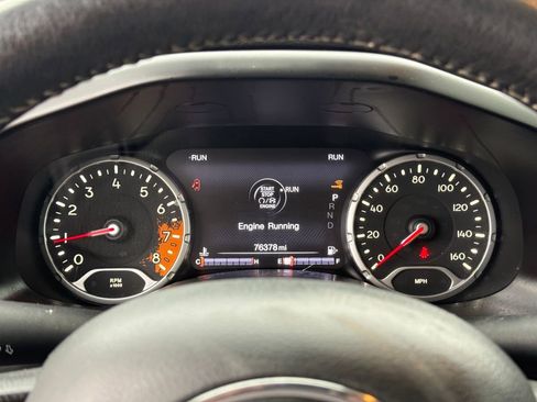 Used 2015 Jeep Renegade Limited image 17