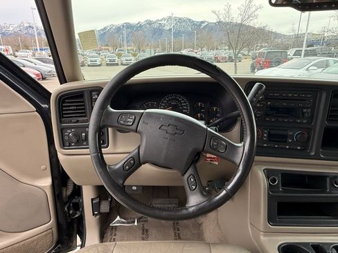 Used 2005 Chevrolet Silverado 2500 LT w/ Heavy-Duty Power Package image 22