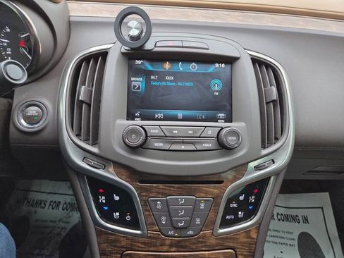Used 2014 Buick LaCrosse Premium image 24