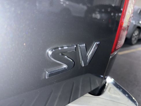 Used 2014 Nissan Frontier SV w/ SV Value Truck Package image 12