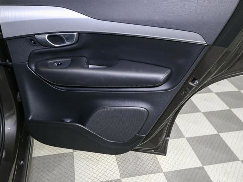 Used 2024 Volvo XC90 B5 Core w/ Climate Package image 25