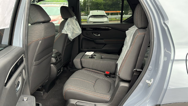 New 2026 Honda Pilot Sport image 22