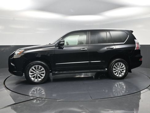 Used 2016 Lexus GX 460 w/ Premium Package AWD/4WD image 3