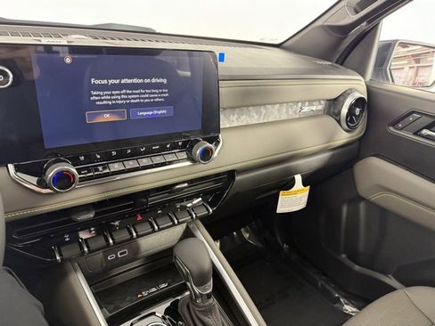 New 2026 Chevrolet Colorado ZR2 w/ Technology Package image 22