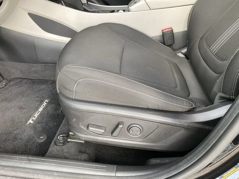 Certified 2023 Hyundai Tucson SEL FWD image 15