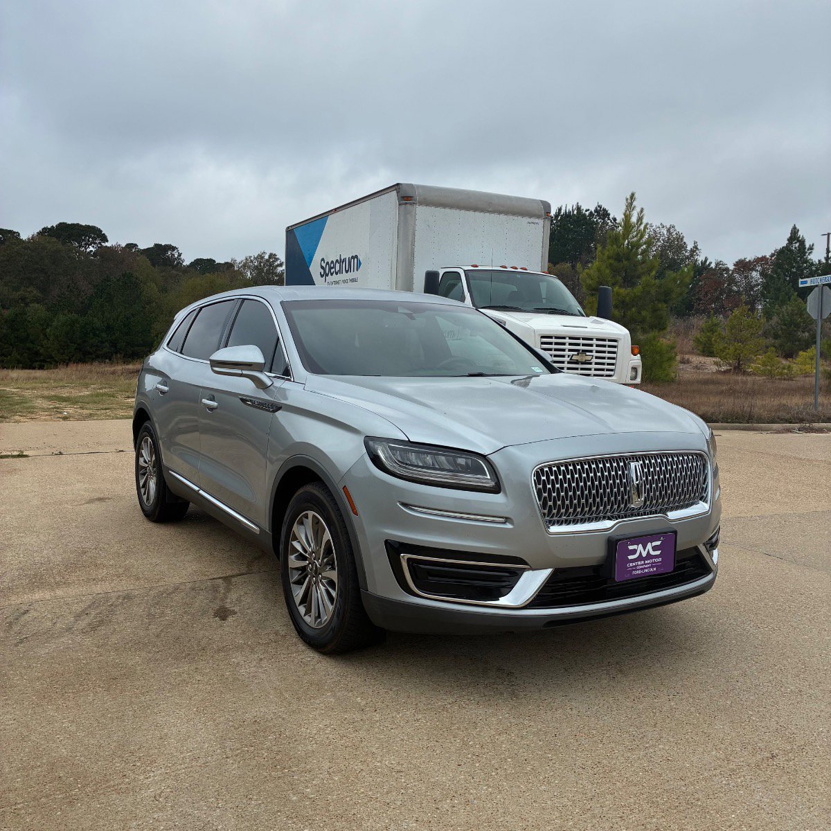 Used 2020 Lincoln Nautilus FWD w/ Equipment Group 101A image 3