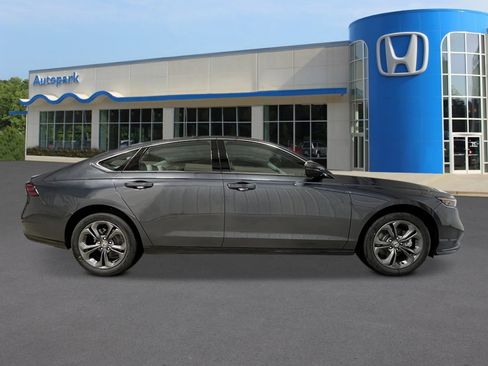 New 2026 Honda Accord EX-L image 8