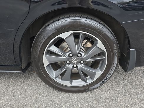 Used 2023 Honda Odyssey Elite image 36