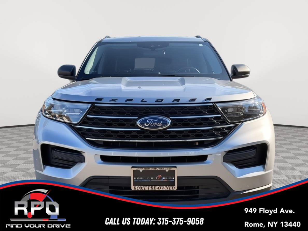 Used 2022 Ford Explorer XLT AWD/4WD image 7