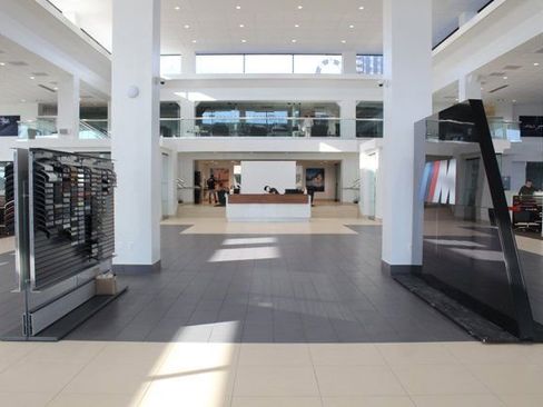 Used 2025 BMW X7 xDrive40i w/ Executive Package image 35