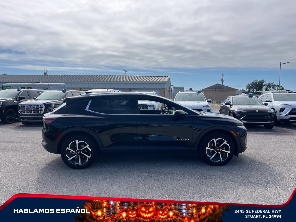 Used 2026 Chevrolet Equinox EV LT FWD image 4