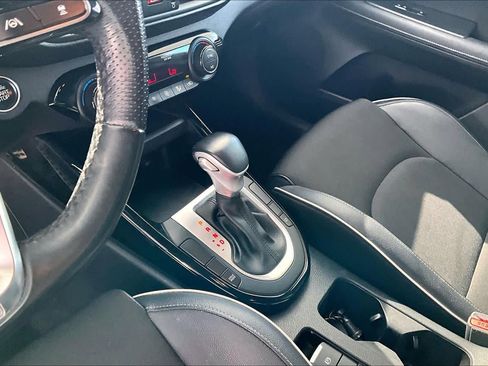 Used 2022 Kia Forte GT-Line w/ GT-Line Technology Package image 16