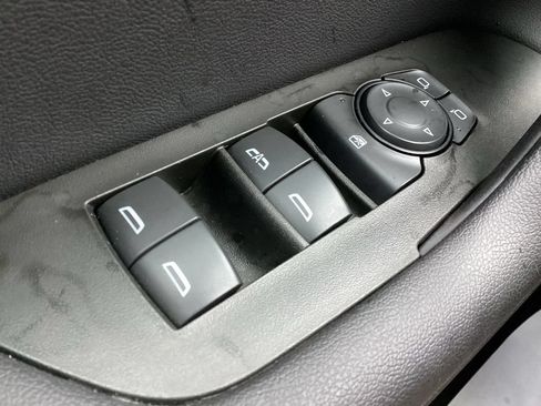 Used 2025 Chevrolet Blazer LT AWD/4WD image 19