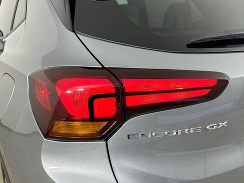 Used 2023 Buick Encore GX Preferred w/ Cold Weather Comfort Package FWD image 11