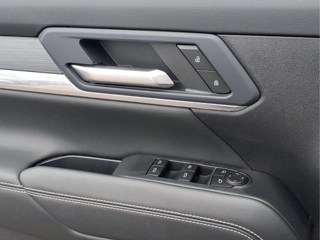 Used 2026 GMC Terrain Elevation FWD image 17