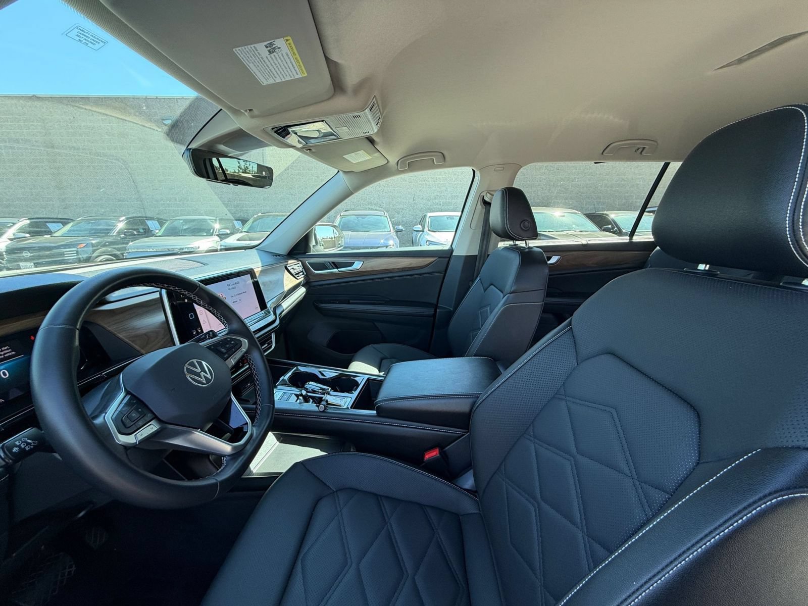 Used 2026 Volkswagen Atlas SE FWD image 28