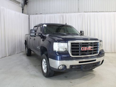 Used 2009 GMC Sierra 2500 SLT w/ Entertainment Package AWD/4WD image 35
