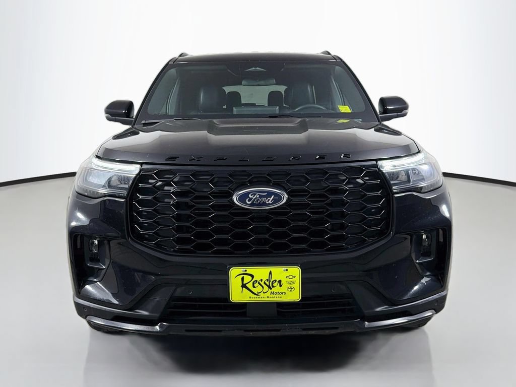 Used 2026 Ford Explorer ST-Line AWD/4WD image 2