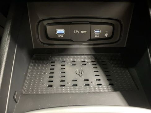 New 2026 Hyundai Venue SEL image 24