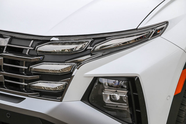 New 2026 Hyundai Tucson Limited AWD/4WD image 8