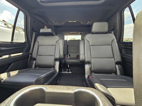 Used 2022 GMC Yukon Denali AWD/4WD image 27