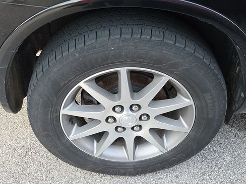 Used 2017 Buick Enclave Convenience image 5