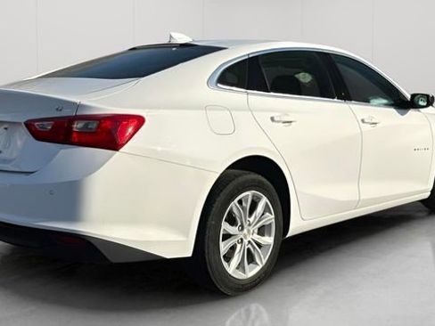 Used 2024 Chevrolet Malibu LT image 4