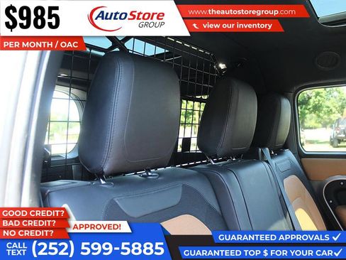 Used 2023 Land Rover Defender 130 X-Dynamic SE AWD/4WD image 11