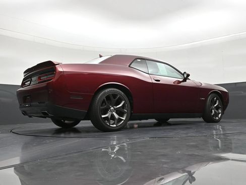 Used 2018 Dodge Challenger SXT Plus RWD image 24
