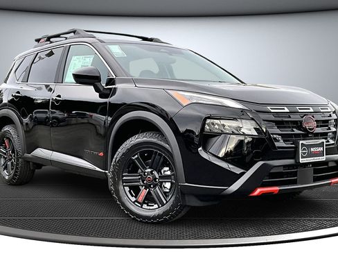 Used 2026 Nissan Rogue SV image 1