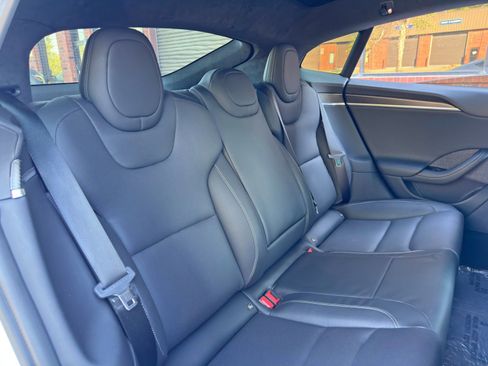 Used 2021 Tesla Model S Plaid image 41