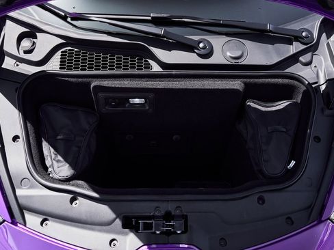 Used 2024 Lamborghini Huracan EVO image 19