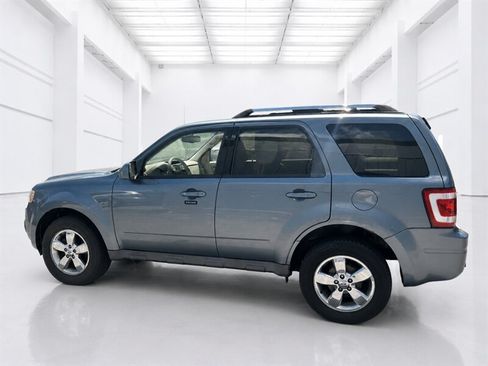 Used 2011 Ford Escape Limited w/ 302A Rapid Spec Order Code FWD image 4