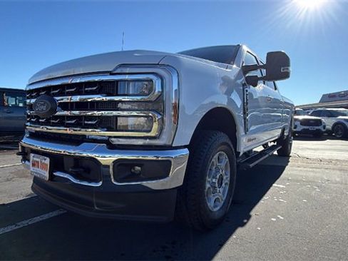 New 2026 Ford F250 XLT w/ XLT Premium Package image 9