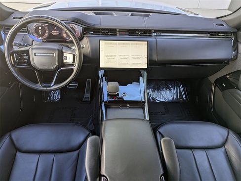 Used 2025 Land Rover Range Rover Sport Dynamic SE image 16