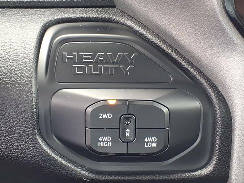 Used 2025 RAM 2500 Big Horn AWD/4WD image 8