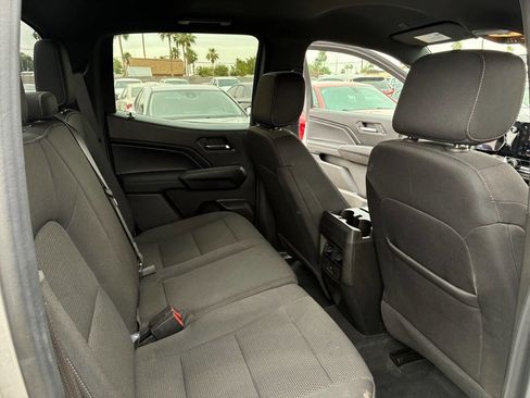 Used 2023 Chevrolet Colorado LT AWD/4WD image 22