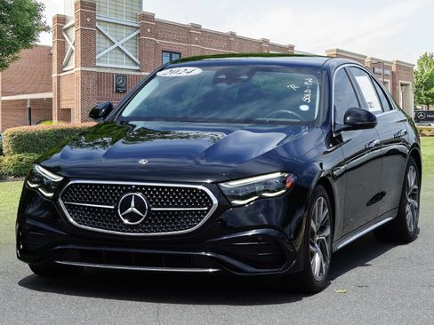 Certified 2024 Mercedes-Benz E 350 4MATIC Sedan image 4