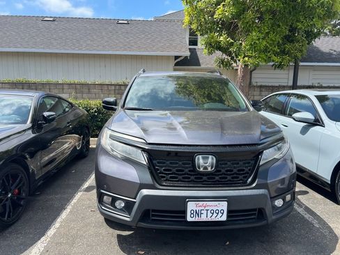 Used 2019 Honda Passport Touring image 2