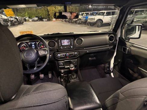 Used 2021 Jeep Wrangler Unlimited Sport image 9