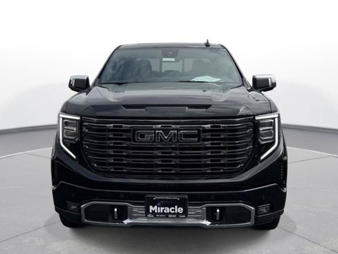 Used 2025 GMC Sierra 1500 Denali Ultimate AWD/4WD image 7