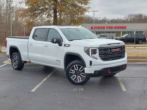 Used 2023 GMC Sierra 1500 AT4 w/ AT4 Preferred Package image 2