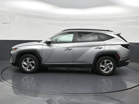 Used 2022 Hyundai Tucson SEL w/ Cargo Package FWD image 2