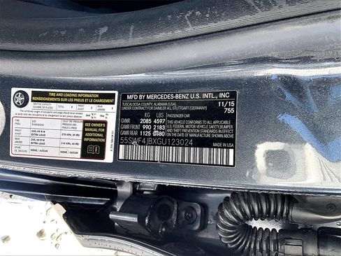 Used 2016 Mercedes-Benz C 300 Sedan image 29