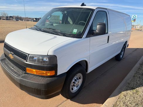 New 2025 Chevrolet Express 2500 w/ Driver Convenience Package RWD image 7