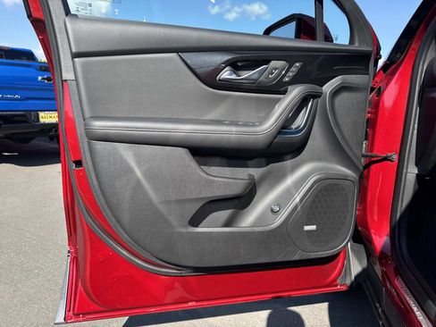 Used 2023 Chevrolet Blazer Premier w/ Driver Confidence II Package FWD image 19