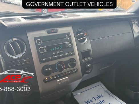 Used 2017 Ford Expedition XL image 16