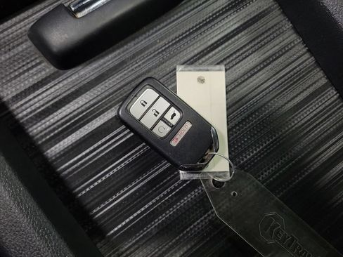 Used 2022 Honda Passport TrailSport image 19