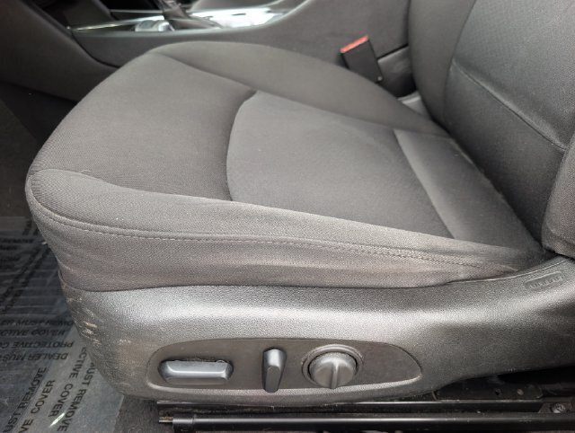 Used 2020 Chevrolet Malibu LT FWD image 15